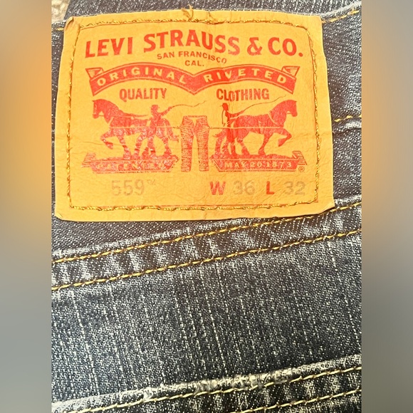LEVI’S 559M RELAXED STRAIGHT FIT MEN'S JEANS Size 36X32 - Picture 2 of 8
